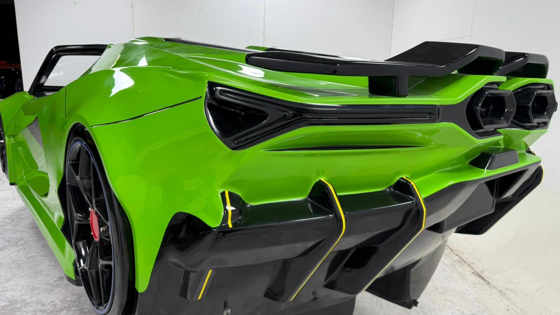 Elegance Marine Lambo Green 2026
